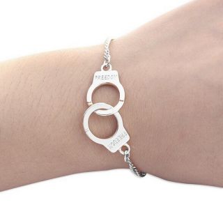 Vòng tay mặt còng tay màu bạc handmade
