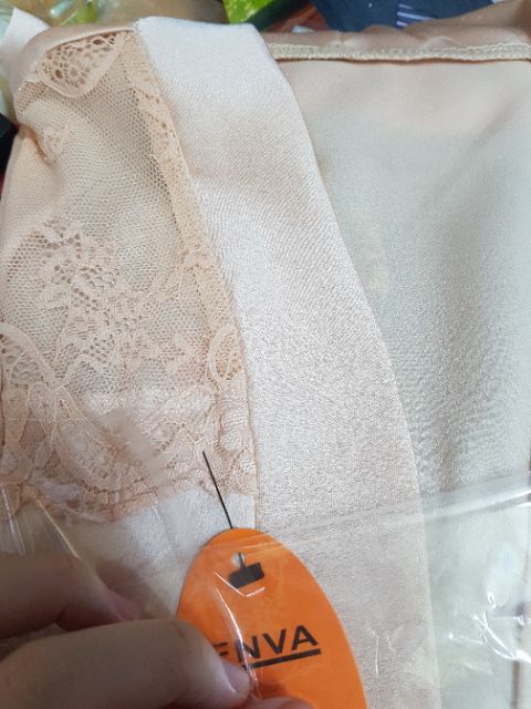 Áo choàng Satin lụa cao cấp dưới 70kg | BigBuy360 - bigbuy360.vn