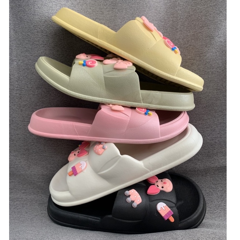 JY300-C8 HEO PEPPA Dép bánh mì đúc liền 5 màu sắc kiểu mới