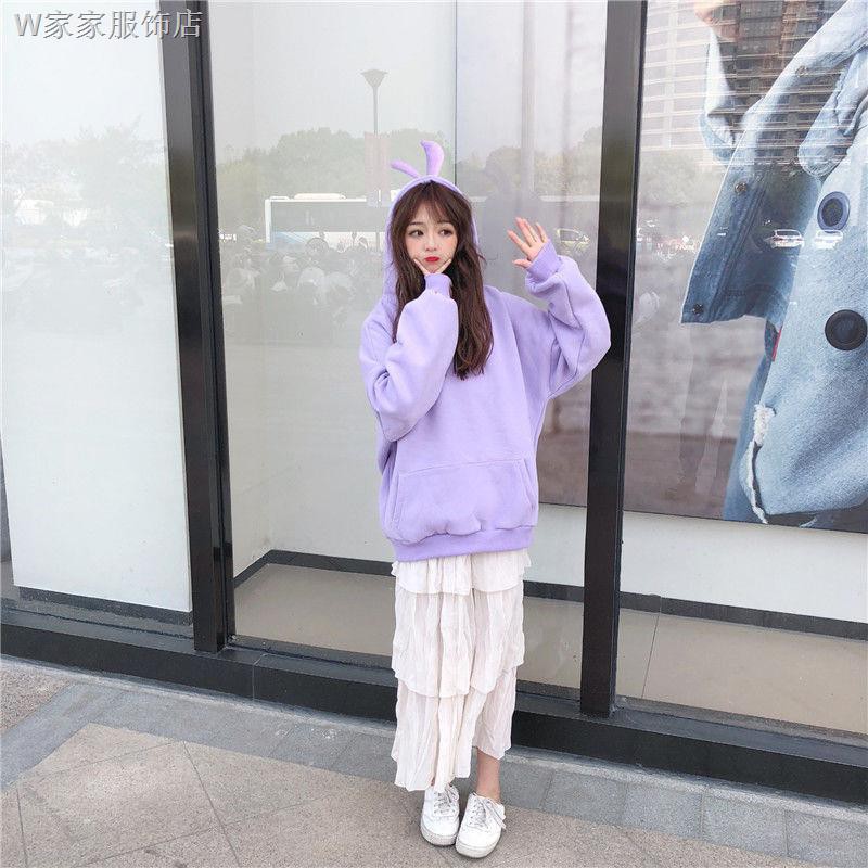 Áo Sweater Có Mũ Trùm Phối Nhung Dày In Hình Chú Vịt Vàng Vui Nhộn Thời Trang 2020