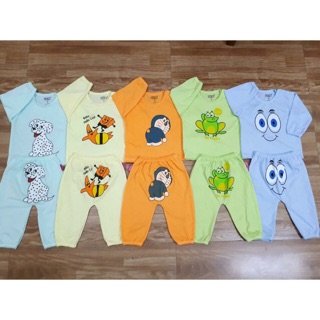 Set 5 bộ đồ carters cho bé