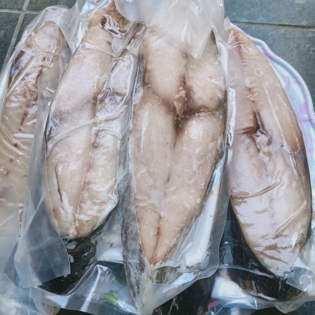 Cá thu một nắng cắt khúc nhà