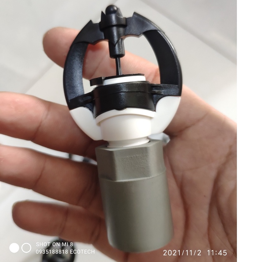 Béc SD9000 Bù áp 135lit/h- Tặng kèm nối 21 PVC- Béc tưới Phun Mưa, Béc Tưới cây