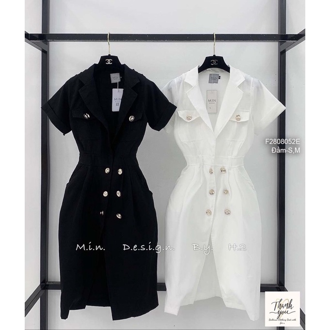 Đầm body dài cổ vest đắp hai túi phối hai dãy nút TT2808