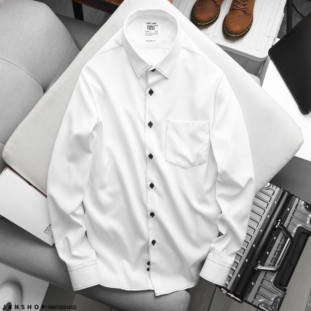 Áo Sơ Mi Tay Dài Với Thiết Kế Đường Chỉ Khác Màu Nổi Bật