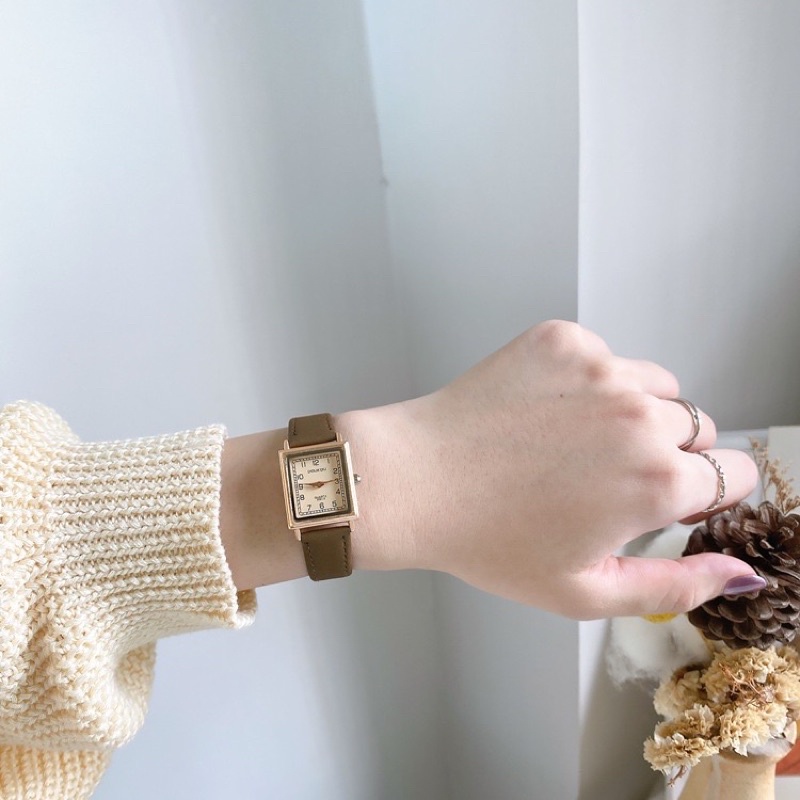 Đồng hồ thời trang nữ Gaiety chất dây da nhung cực đẹp, mặt chữ nhật, chống trày xước tốt DHG1 LOUSMORE | BigBuy360 - bigbuy360.vn