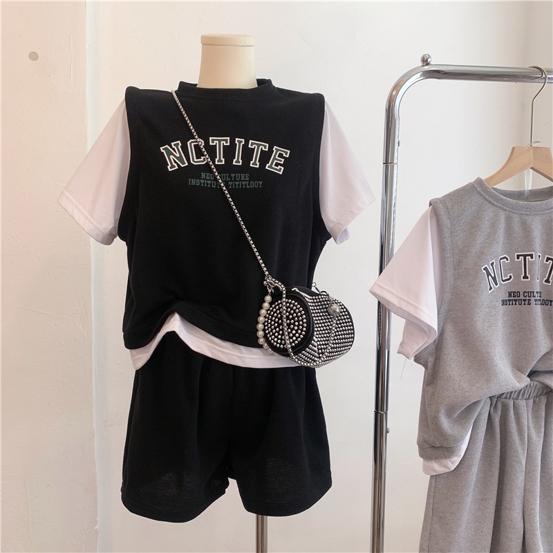 Set trang phục SUXI áo thun tay ngắn giả hai lớp và quần đùi lưng cao phong cách thể thao năng động dành cho nữ