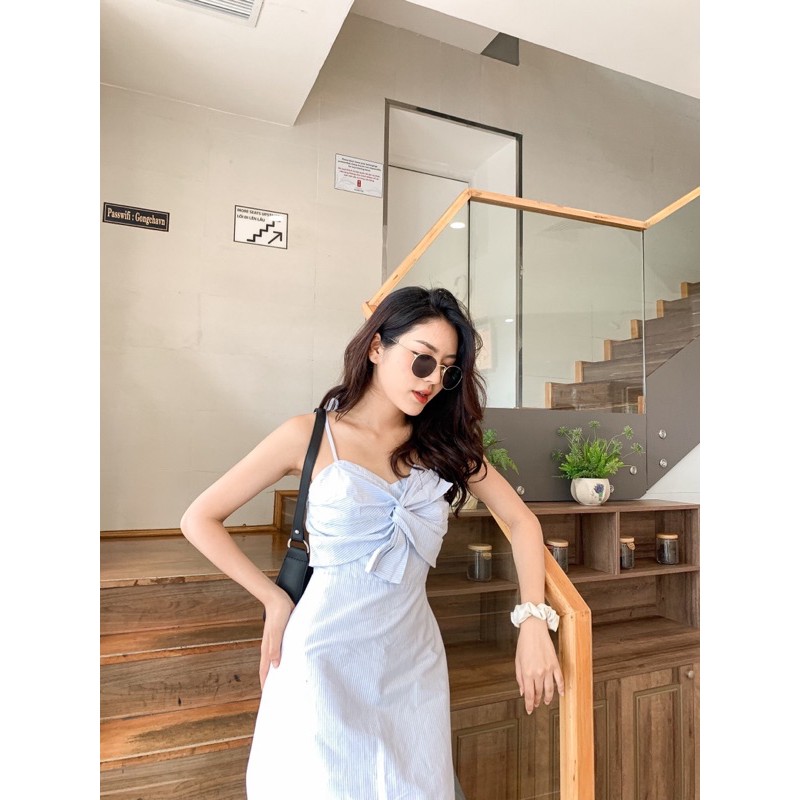 Đầm dây NEKI xoắn nơ ngực bèo nhẹ chân váy | BigBuy360 - bigbuy360.vn