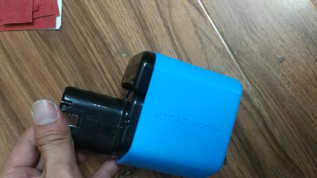 Hộp pin Hitachi 12v ngang độ lên 3s3p 9 cell 18650
