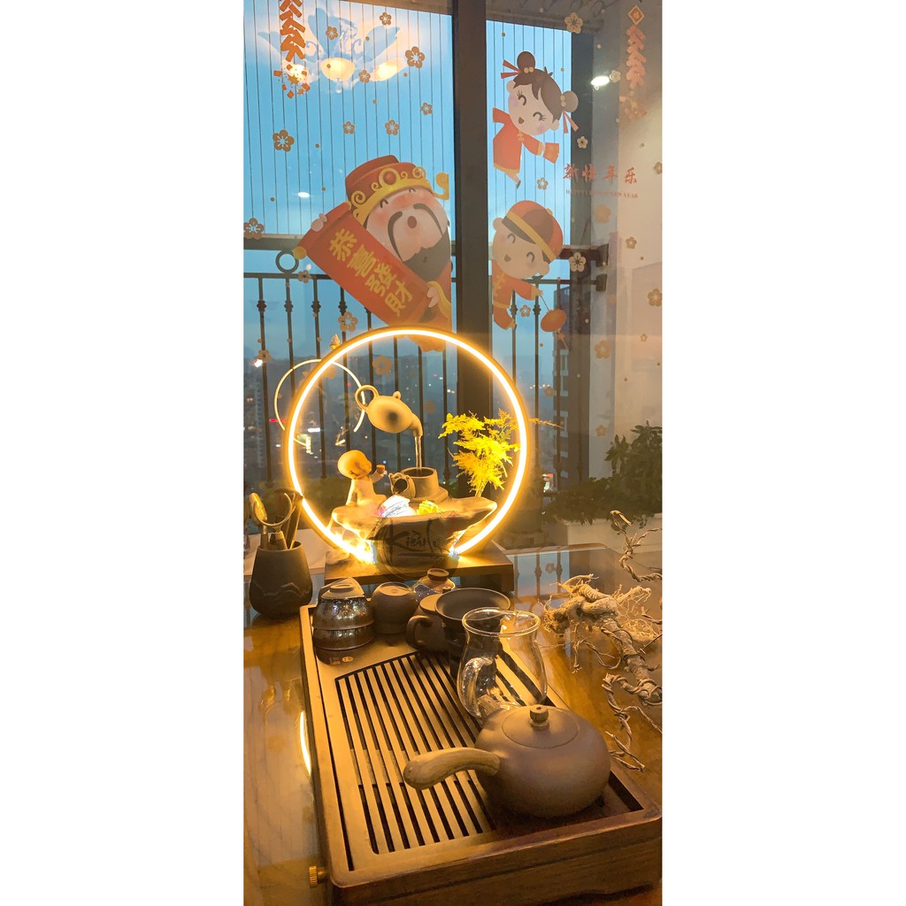 THÁC NƯỚC PHONG THUỶ Chú tiểu uống trà | BigBuy360 - bigbuy360.vn