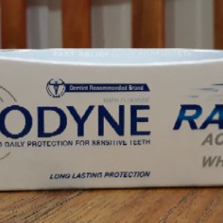 Kem đánh răng Sensodyne 100g
