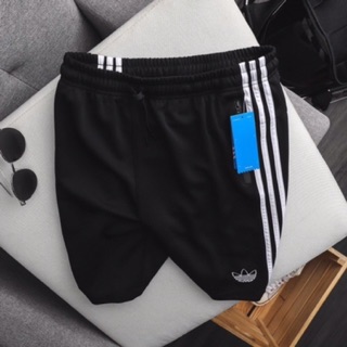 Quần SHORT 3 sọc thẳng