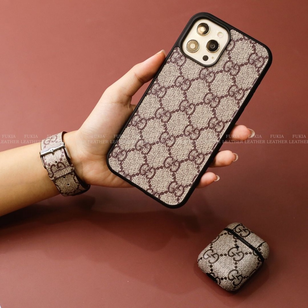 Ốp da thủ công viền đen hoạ tiết chữ G &amp; C Basic cho IPhone 14/14Plus/14Pro/14Promax/13/13Pro/13Promax/12promax ODTC134