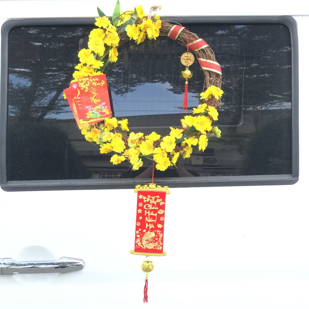 Vòng hoa mai trang trí tết H03