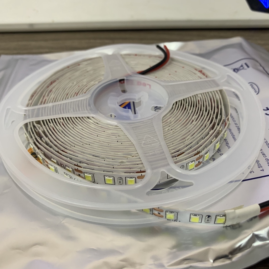 LED Dây dán 12V, 120 led/mét, sử dụng trong nhà( bán theo cuộn 5m) ( có bán kèm thanh nhôm 1 mét)