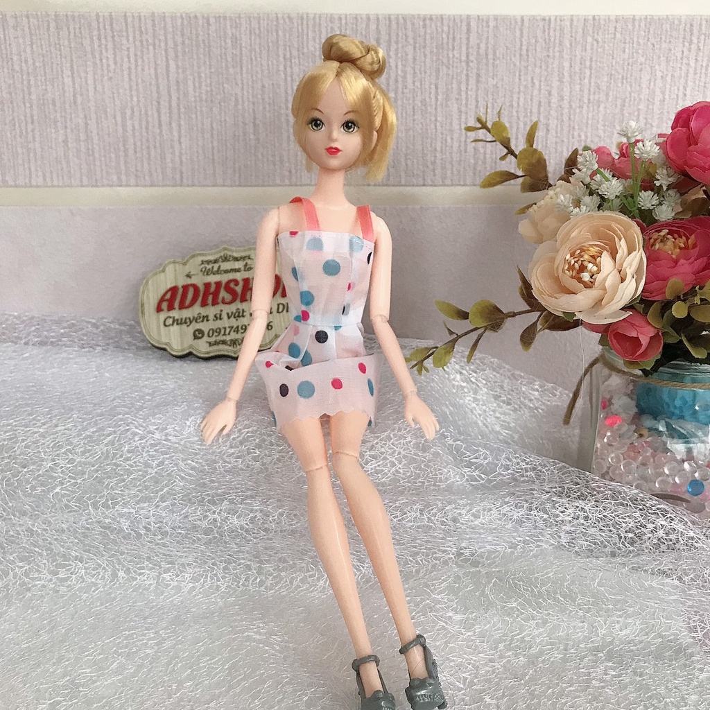 Búp Bê Barbie 30cm Mắt Vẽ Tặng kèm váy và giày