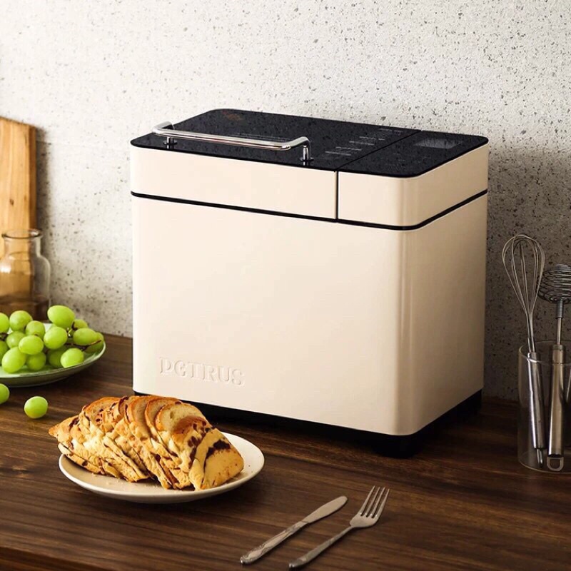 Máy làm bánh mì Petrus 9600 màn hình cảm ứng , khay rắc hạt tự động ( HDSD tiếng việt )