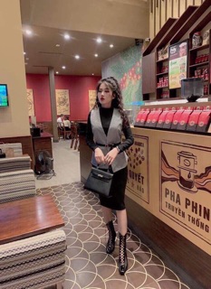 Hàng Nhật cho Khánh Linh