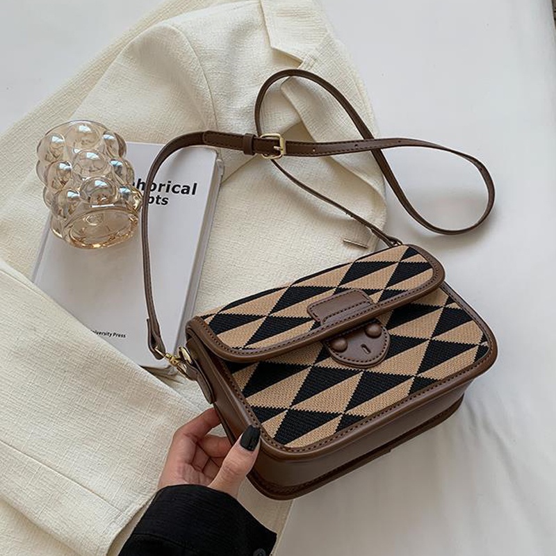 Ielgy Túi Đeo Chéo Hình Vuông Nhỏ Siêu Nóng Bỏng niche Dễ Phối Đồ Cho Nữ