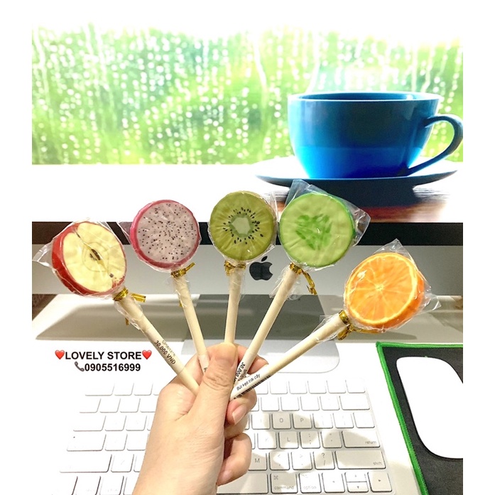 🍭Bút Bi Có Hình Dáng Cây Kẹo Mút Đủ Màu+Trái Cây Siêu Cute Đáng Yêu Xỉu Up Xỉu Down nha. Hàng Quảng Châu Loại 1 Cao Cấp