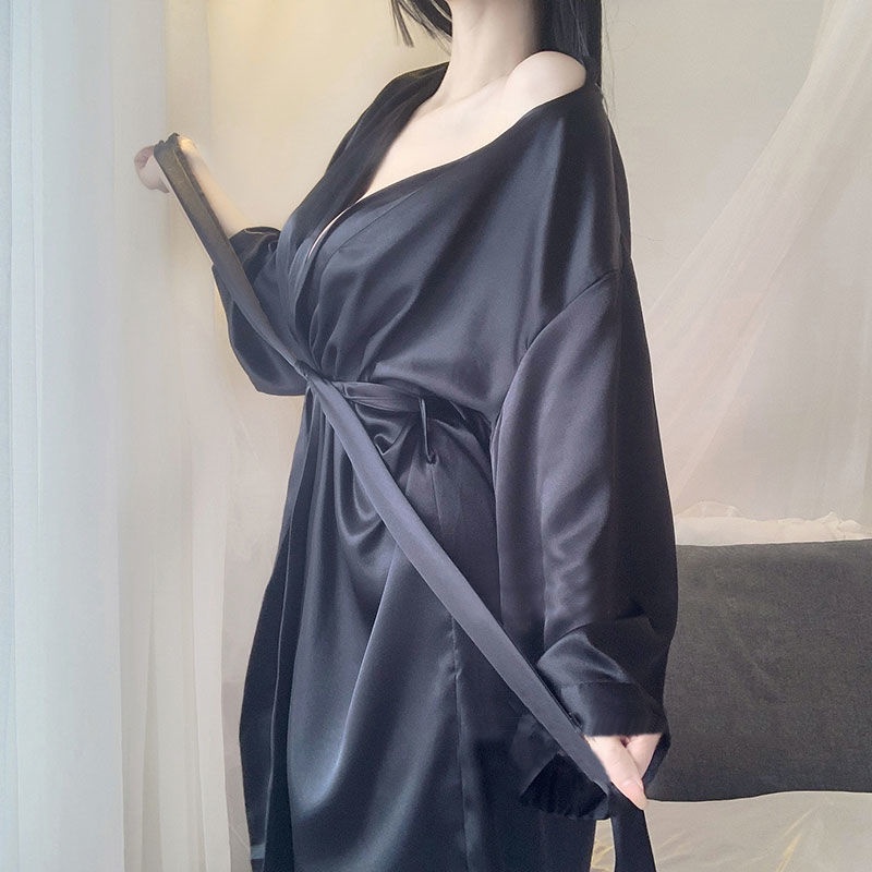 Bộ đồ ngủ vải lụa lạnh mỏng cỡ lớn thời trang xuân thu quyến rũ cho nữ