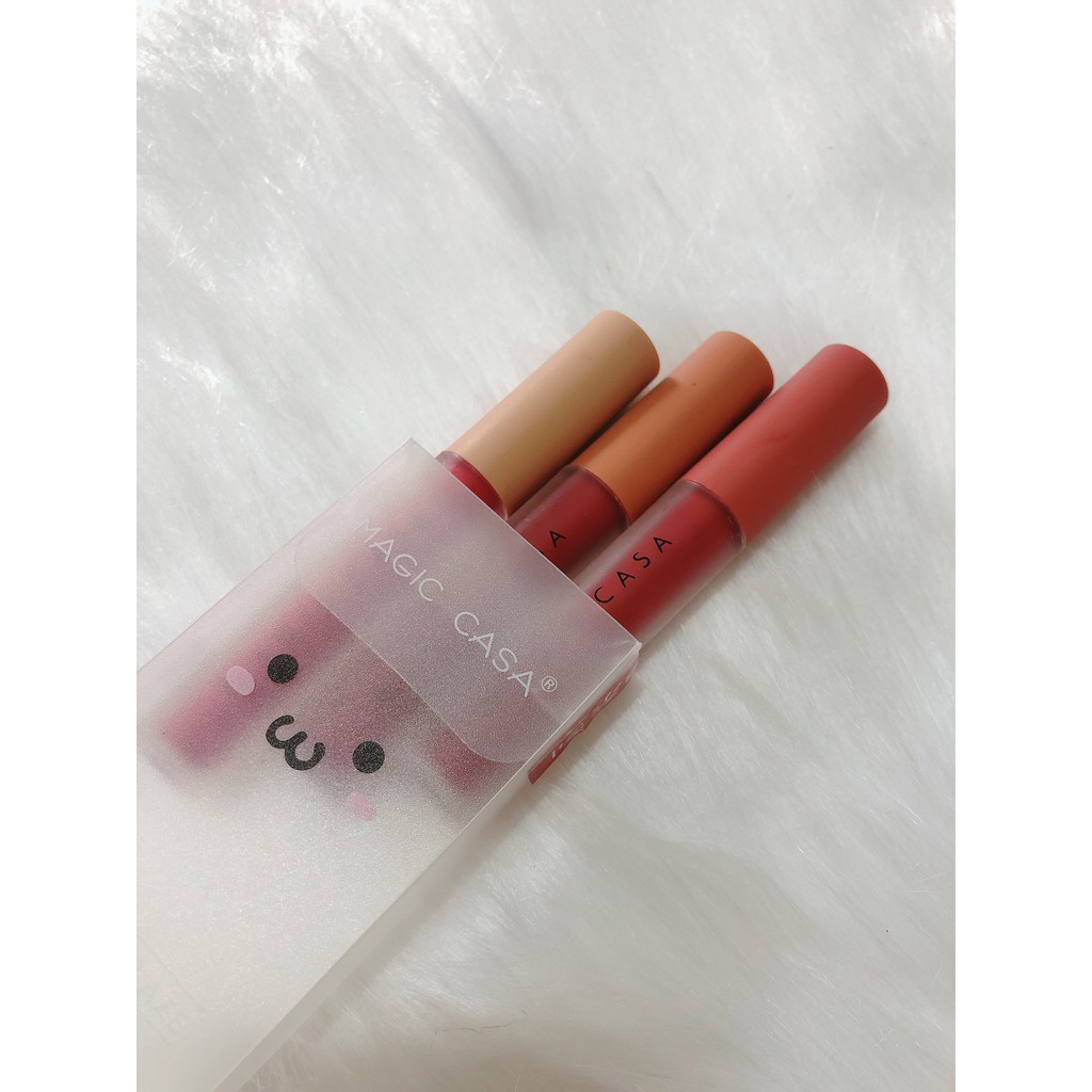 SET 3 THỎI SON KEM LÌ MAGIC CASA ĐÁNG YÊU