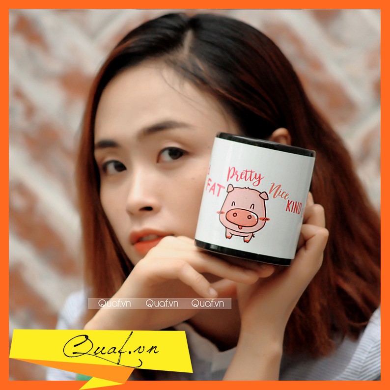 Cốc in hình màu đen
