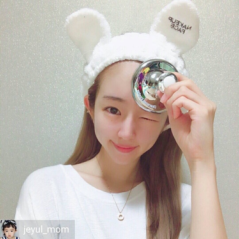 Thanh lăn lạnh đẩy tinh chất, se lỗ chân lông CHARMING COOLER