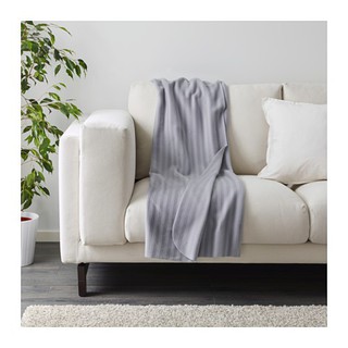 Chăn dạ IKEA cho văn phòng