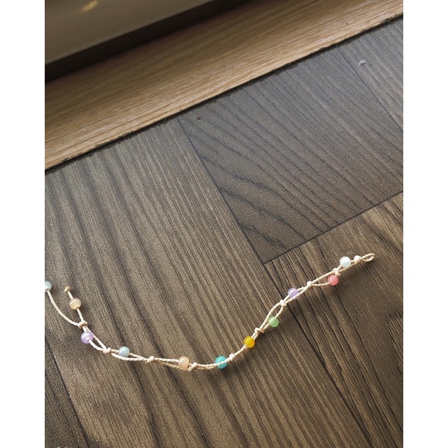 Vòng tay nhiều màu