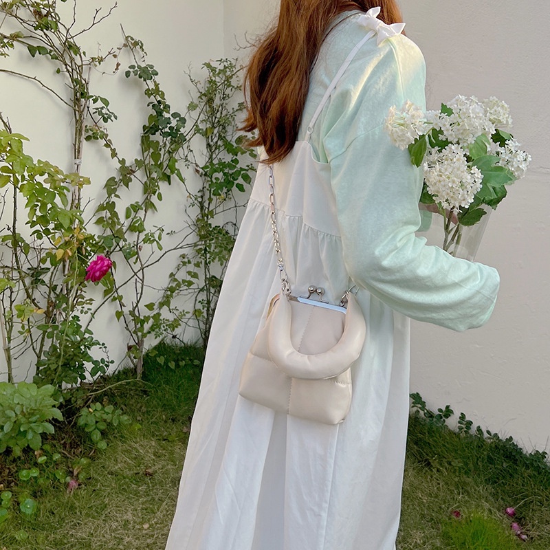 IELGY Túi Đeo Chéo Phối Dây Xích Thời Trang Sang Trọng Cho Nữ