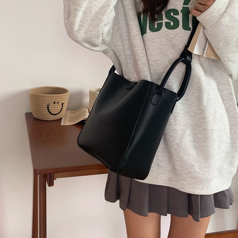 Dela Túi Đeo Chéo Vai Sức Chứa Lớn Mẫu Mới Phong Cách Hàn Quốc Thời Trang Cho Nữ