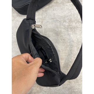 MLB - Túi NY Logo Hobo Design Bag Black B4603 | Full Tag Code