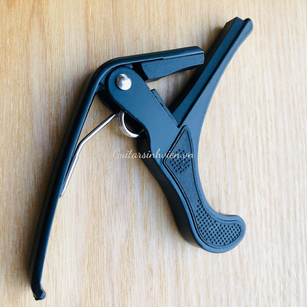 Capo dành cho đàn guitar