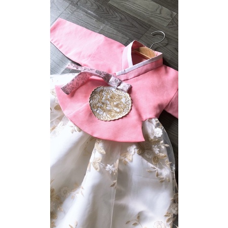 Hanbok cho bé
