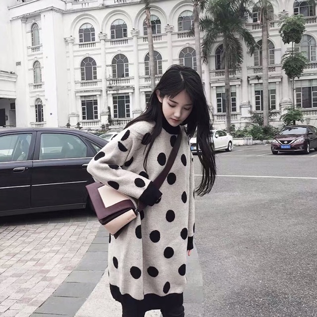 Áo len hoạ tiết ( mẹ su kim)