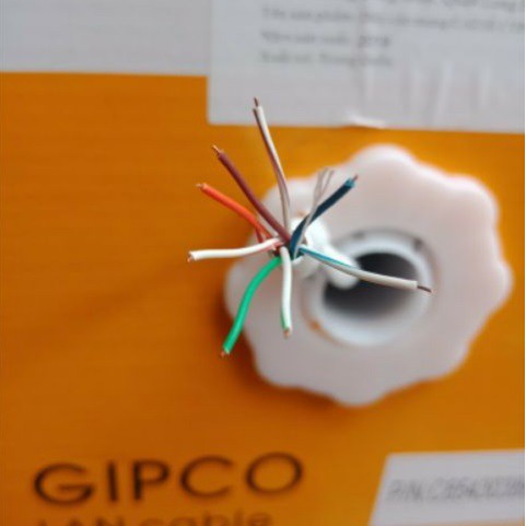 Thùng dây cáp mạng GIPCO - UTP CAT5E - 5669 (305m trắng)