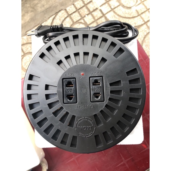 Biến áp 220V ra 100-120V LiOA 1500VA