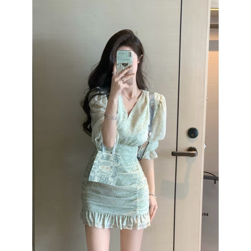 Đầm Nữ Xếp Ly Eo Màu Xanh Lá Thời Trang Xuân Hè Phong Cách Mới