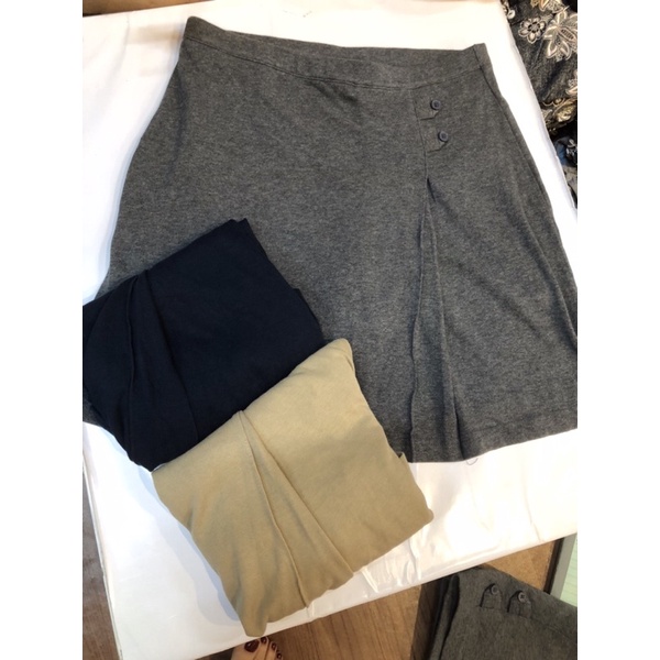 Chân váy cotton kèm chip đùi nữ, hàng dư
