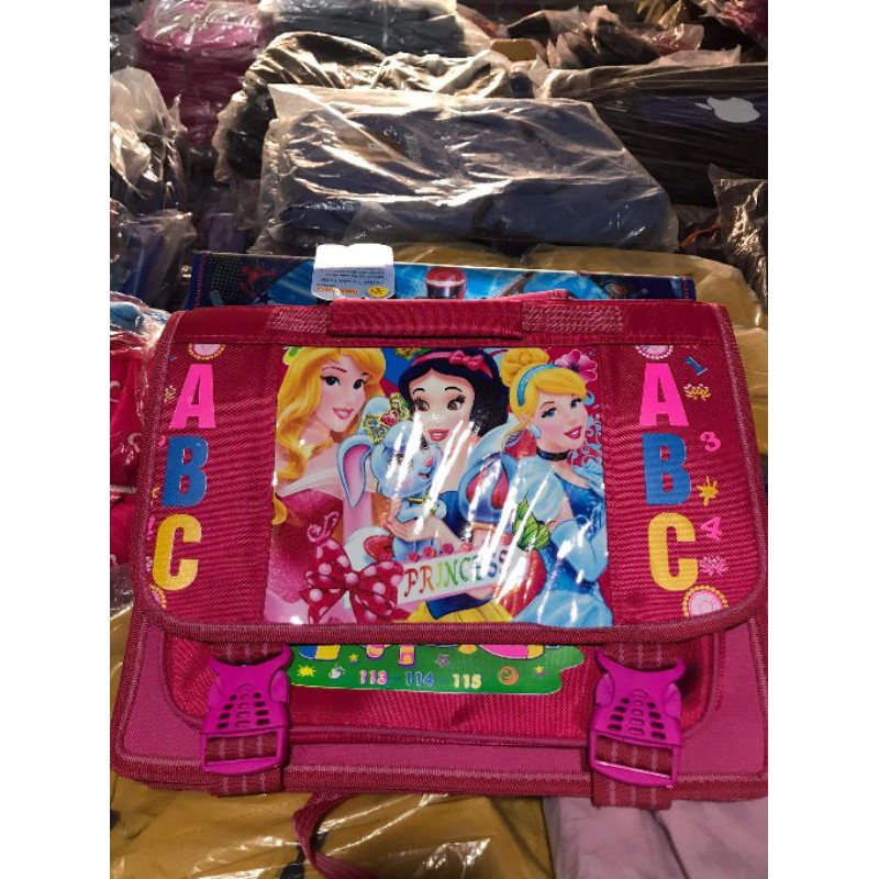 cặp ngang dành cho học sinh cấp 1