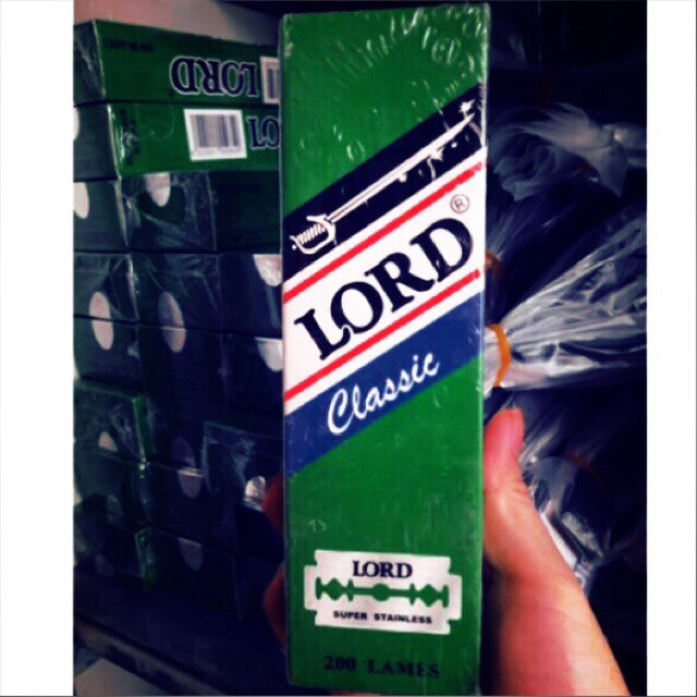 Dao Tem Cạo Râu LORD PLATINUM