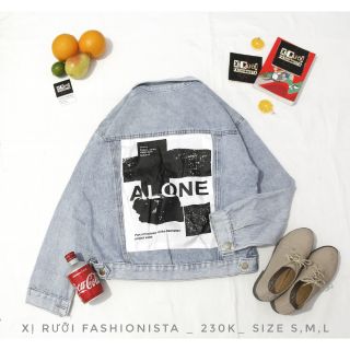 [Size S,M,L] Áo khoác denim rách màu xanh bạc in logo trắng đen