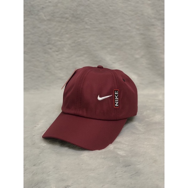 Nón lưỡi trai  dù thêu logo nhỏ đơn giản - Nón kết nam nữ