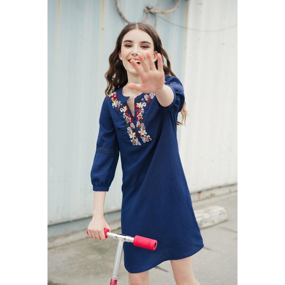 đầm thêu gip