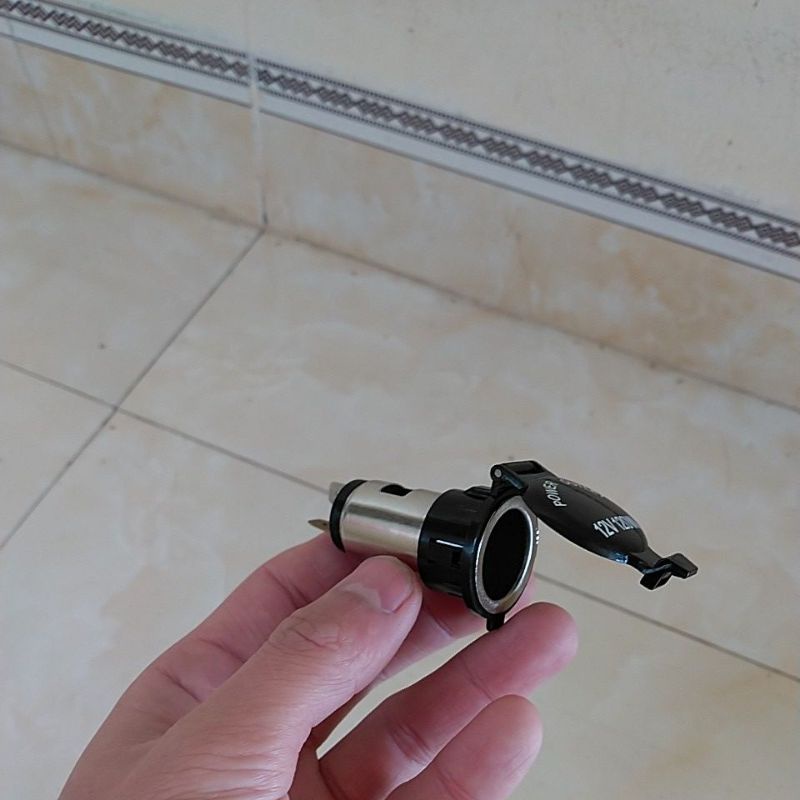 Tẩu sạc xe hơi,xe máy chuôi cái