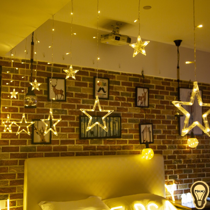 Dây đèn LED chuỗi thả mành hình sao nhãn hiệu MOXI dùng trang trí Lễ Tết. | BigBuy360 - bigbuy360.vn