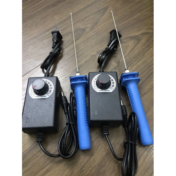Máy cắt xốp mini cầm tay
