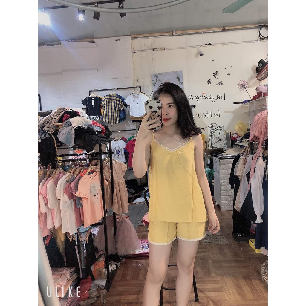 Đồ Ngủ Nữ 2 Dây Đũi - Áo 2 Dây Viền Diềm Màu Đỏ - Quần Đùi - Mút Ngực - Mặc Thoáng Mát - Không Nhăn Nhàu, Không Xổ Lông | BigBuy360 - bigbuy360.vn