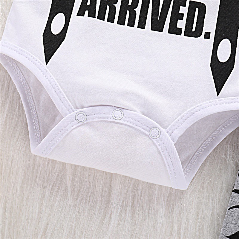 Bộ áo romperMikrdoo  cổ tròn tay dài gắn nơ kèm quần dài và mũ họa tiết dễ thương dành cho bé sơ sinh